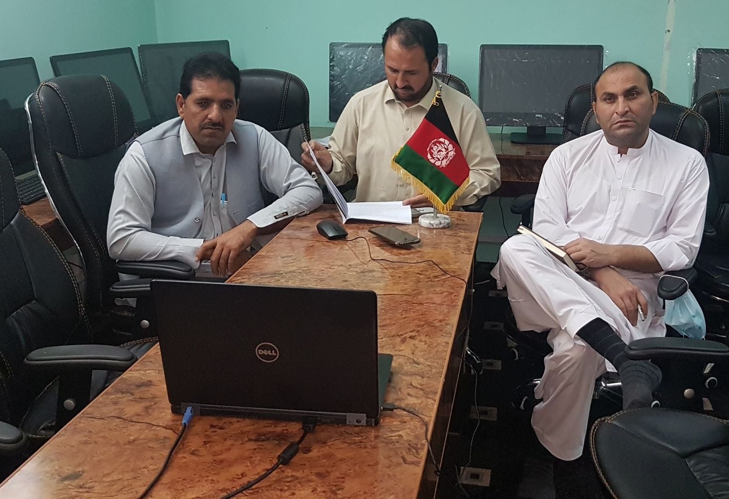 د پښتو ژبې ادبیاتو ماسټري برنامه د کابل شهید استاد رباني شیخ زاید ننګرهارکندهار بلخ هرات پوهنتوننو کې د ګډو همکاریو په په اساس تفاهمنامه لاسلیک شوه